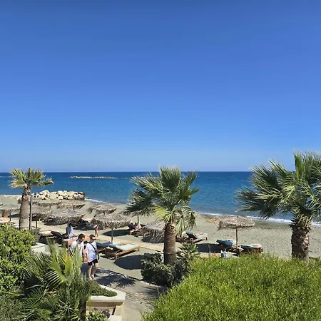 By The Sea דירה *